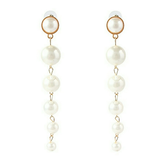 * Drop Pearl Globe Dangle Earlings* - Picture 4 of 5